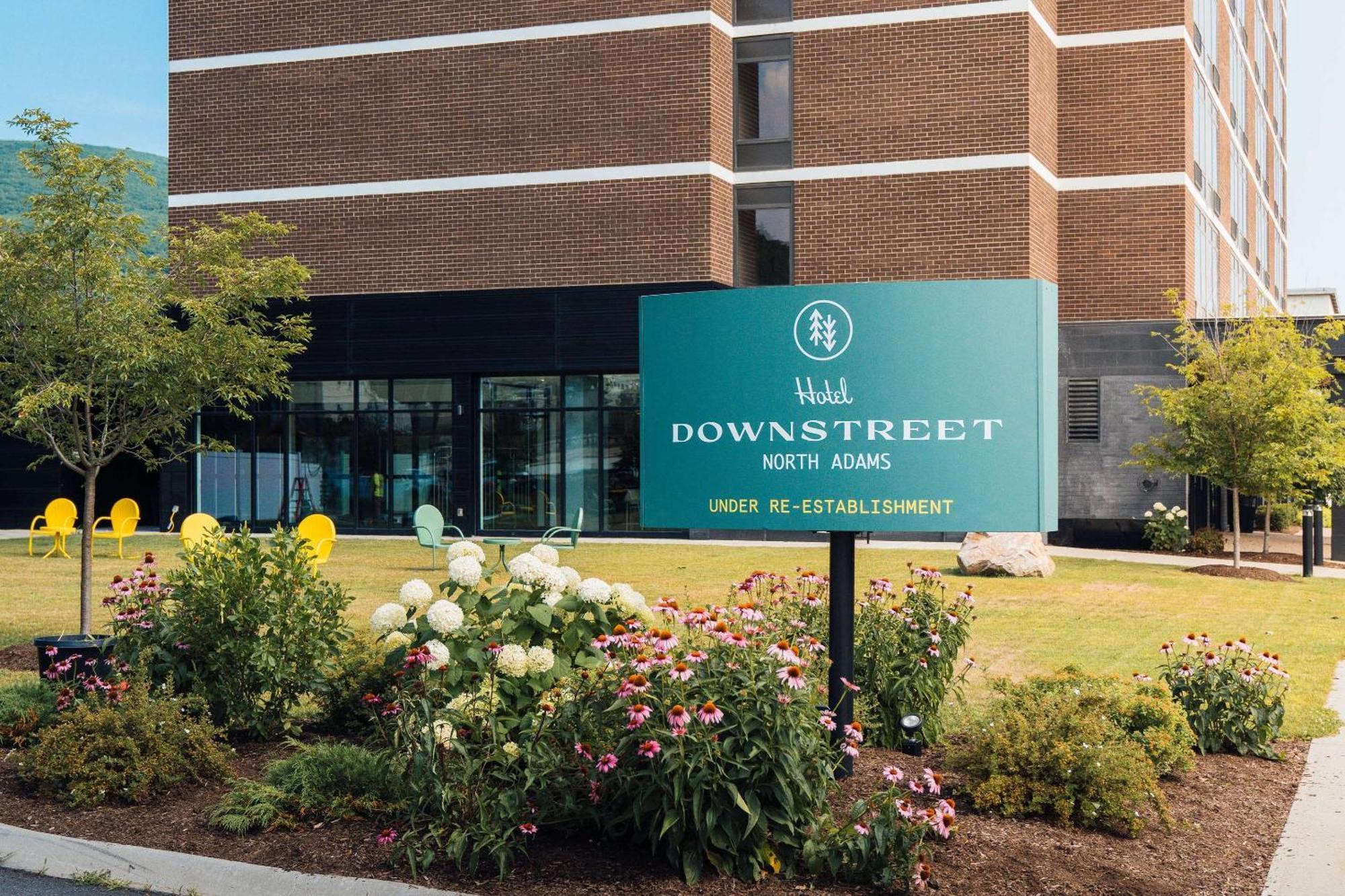 Hotel Downstreet, Ascend Hotel Collection 北亚当斯 外观 照片